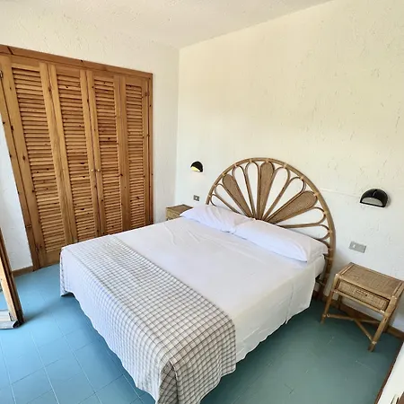 Aparthotel Isa - In Cugnana Cugnana Verde